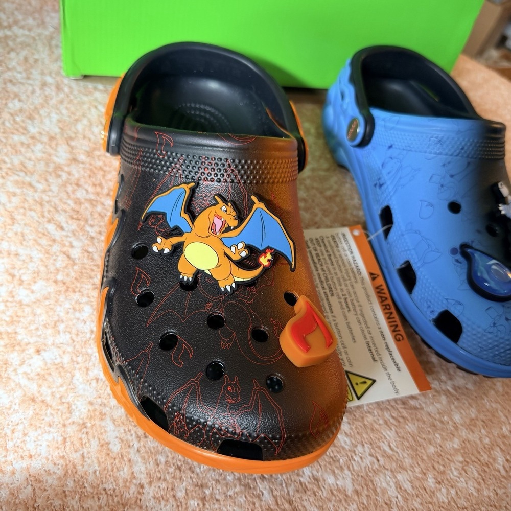 Crocs Pokémon Versus Clog Blastoise Vs Charizard BRAND NEW MENS Size 8 Clogs - Picture 8 of 8